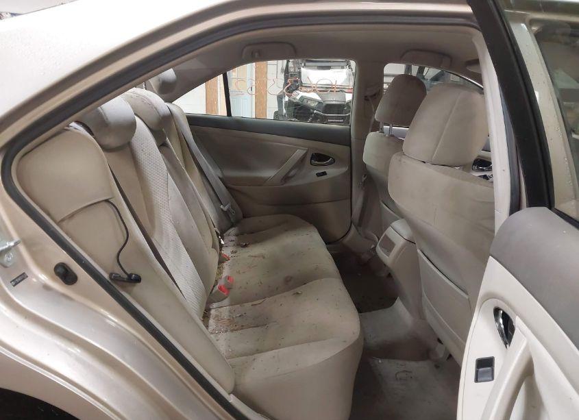 Photo 8 of 2007 Toyota Camry LE (VIN 4T1BE46K97U165148)