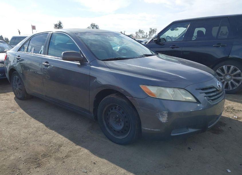 2007 Toyota Camry LE (VIN 4T1BE46K97U512350) main photo