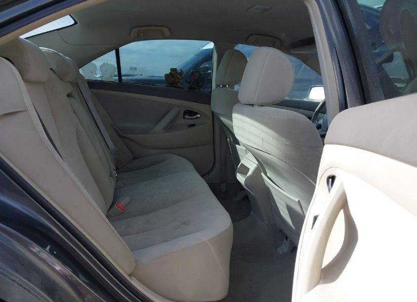 Photo 8 of 2007 Toyota Camry LE (VIN 4T1BE46K97U512350)