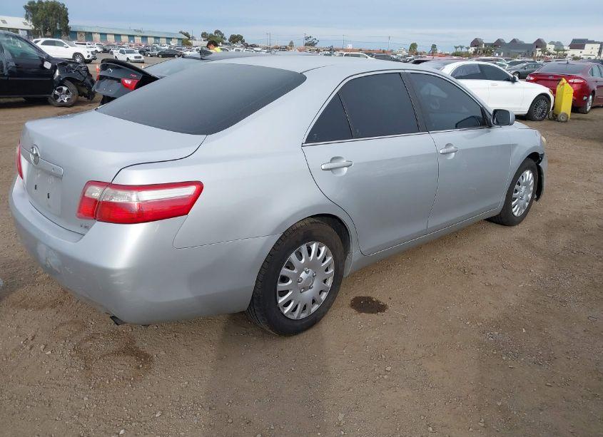 Photo 4 of 2007 Toyota Camry LE (VIN 4T1BE46K97U515569)