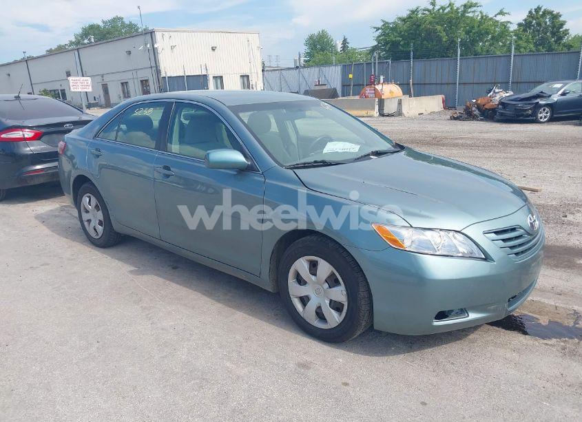 2007 Toyota Camry LE (VIN 4T1BE46K97U518228) main photo