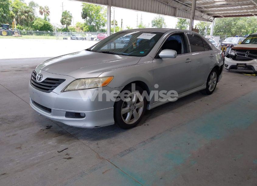 Photo 2 of 2007 Toyota Camry SE (VIN 4T1BE46K97U537801)