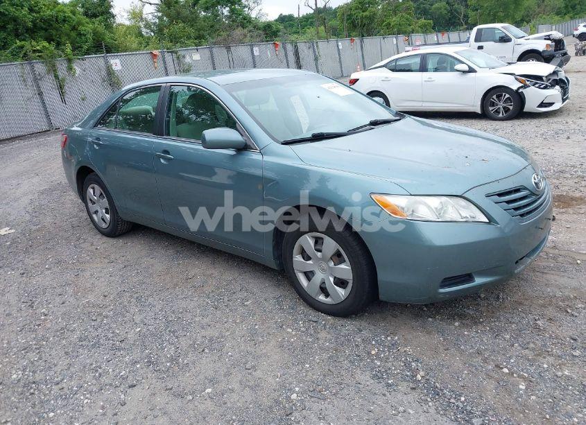 2007 Toyota Camry LE (VIN 4T1BE46K97U544599) main photo