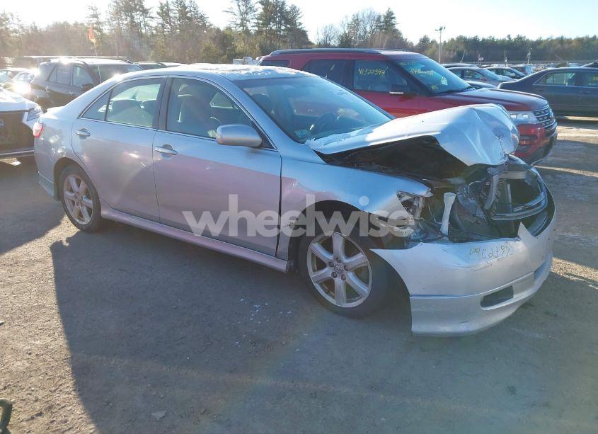 2007 Toyota Camry SE (VIN 4T1BE46K97U569762) main photo