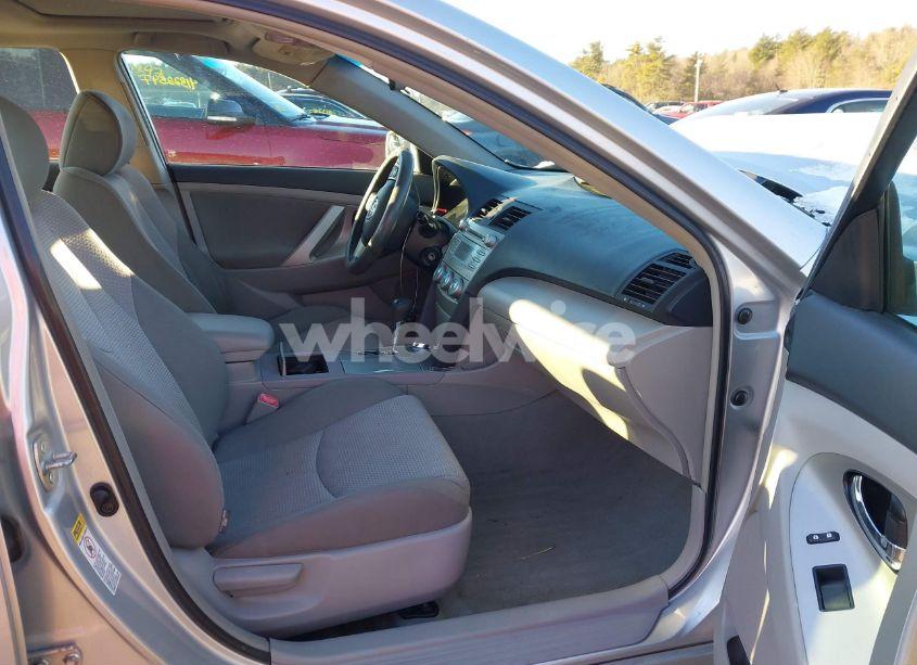 Photo 5 of 2007 Toyota Camry SE (VIN 4T1BE46K97U569762)