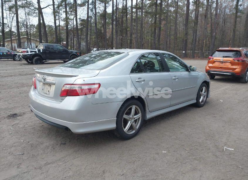 Photo 4 of 2007 Toyota Camry SE (VIN 4T1BE46K97U588005)