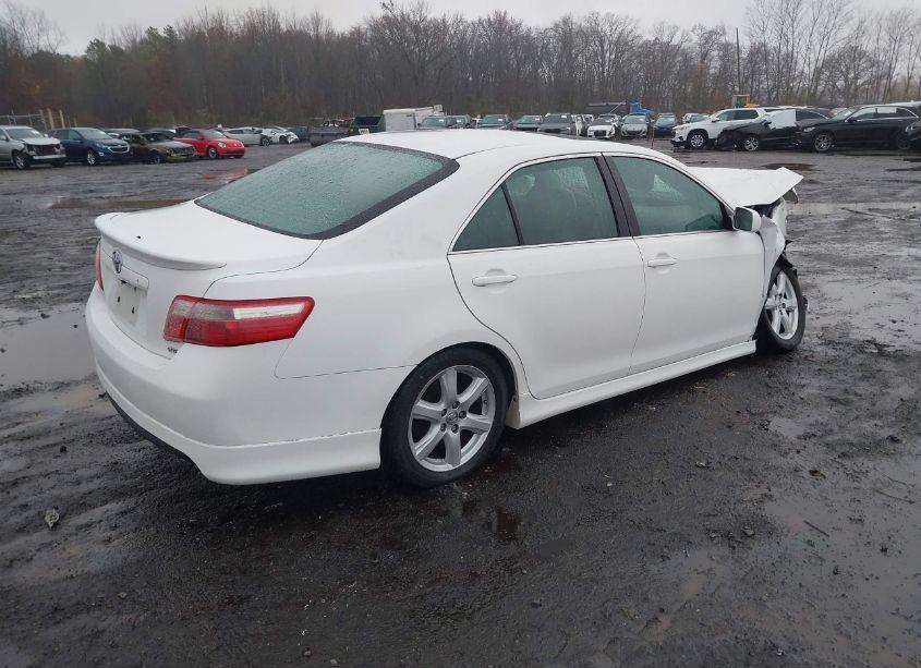 Photo 4 of 2007 Toyota Camry SE (VIN 4T1BE46K97U618247)