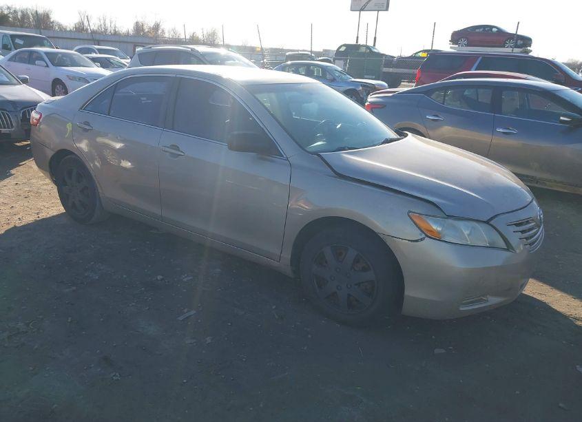 2007 Toyota Camry LE (VIN 4T1BE46K97U643679) main photo