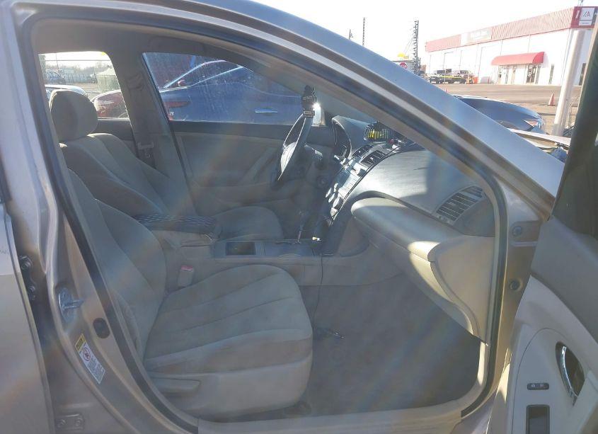 Photo 5 of 2007 Toyota Camry LE (VIN 4T1BE46K97U643679)