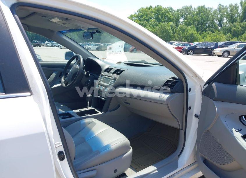 Photo 5 of 2007 Toyota Camry LE (VIN 4T1BE46K97U645741)