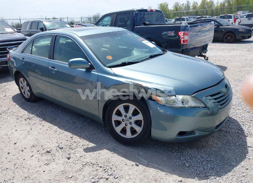 2007 Toyota Camry LE (VIN 4T1BE46K97U683194) main photo