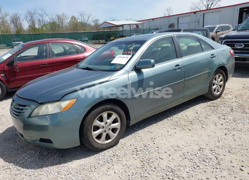 Photo 2 of 2007 Toyota Camry LE (VIN 4T1BE46K97U683194)