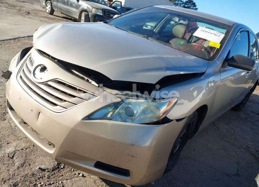 Photo 2 of 2008 Toyota Camry LE (VIN 4T1BE46K98U786276)