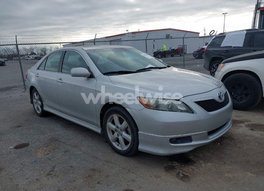 2008 Toyota Camry SE (VIN 4T1BE46K98U787542) main photo