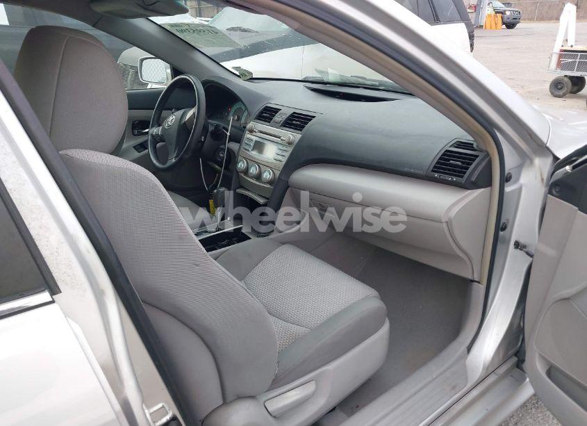 Photo 5 of 2008 Toyota Camry SE (VIN 4T1BE46K98U787542)