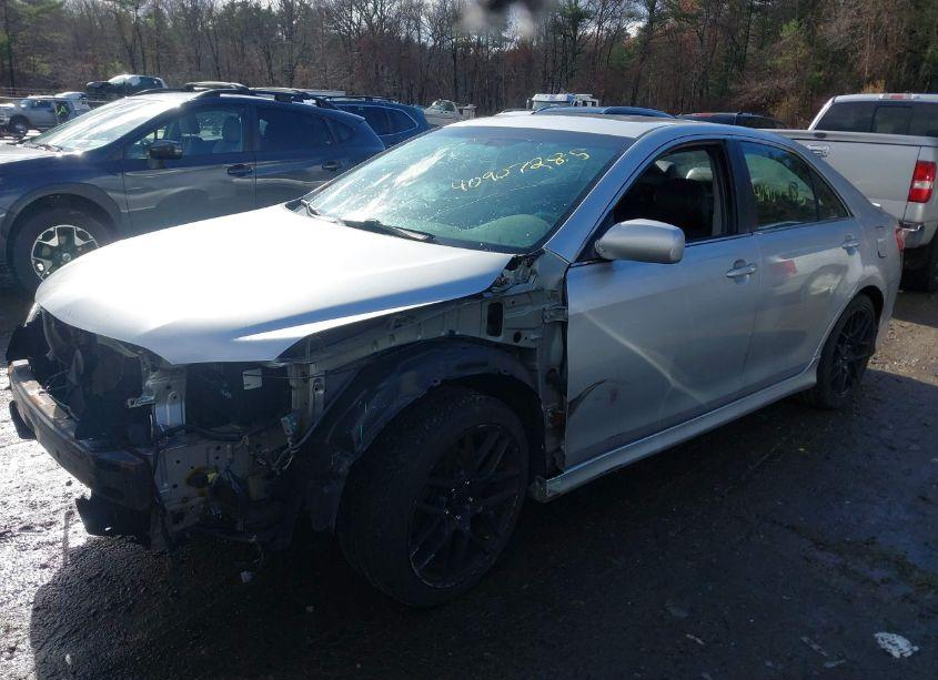 Photo 2 of 2009 Toyota Camry SE (VIN 4T1BE46K99U280304)