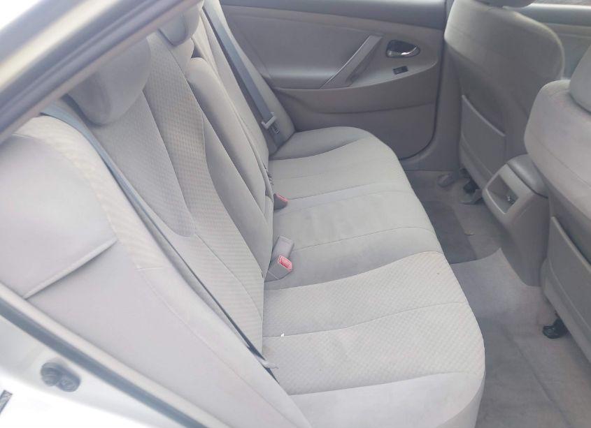 Photo 8 of 2009 Toyota Camry LE (VIN 4T1BE46K99U294347)