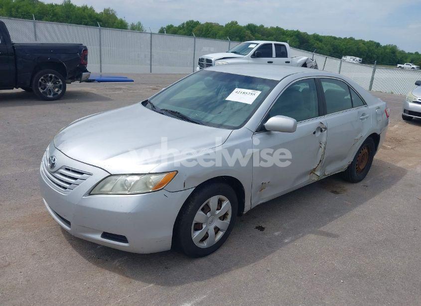 Photo 2 of 2009 Toyota Camry LE (VIN 4T1BE46K99U313351)