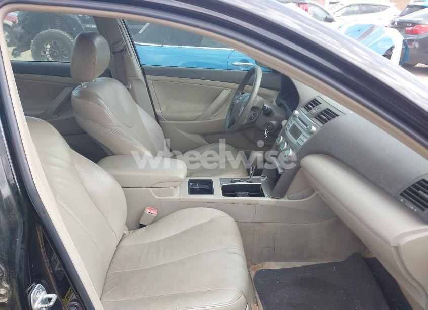 Photo 5 of 2009 Toyota Camry (VIN 4T1BE46K99U323846)