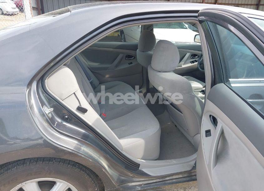 Photo 8 of 2009 Toyota Camry LE (VIN 4T1BE46K99U333745)