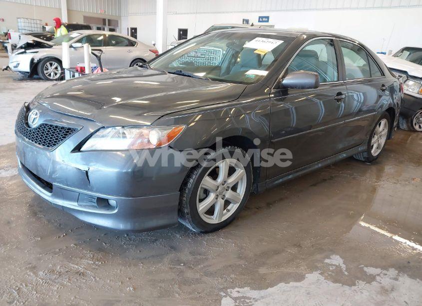 Photo 2 of 2009 Toyota Camry SE (VIN 4T1BE46K99U345426)