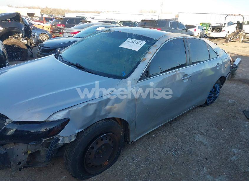 Photo 2 of 2009 Toyota Camry LE (VIN 4T1BE46K99U346558)