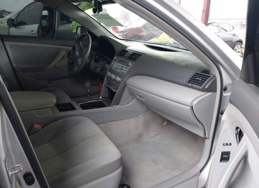 Photo 5 of 2009 Toyota Camry LE (VIN 4T1BE46K99U368639)