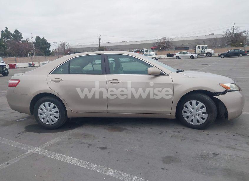 Photo 13 of 2009 Toyota Camry LE (VIN 4T1BE46K99U382279)