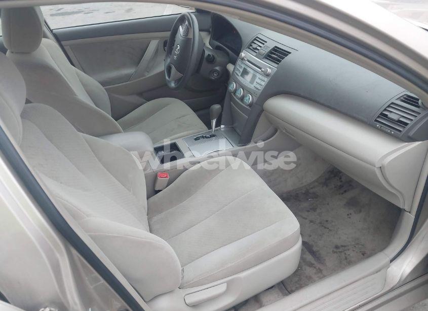 Photo 5 of 2009 Toyota Camry LE (VIN 4T1BE46K99U382279)