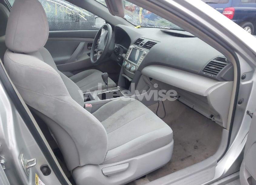 Photo 5 of 2009 Toyota Camry LE (VIN 4T1BE46K99U390270)