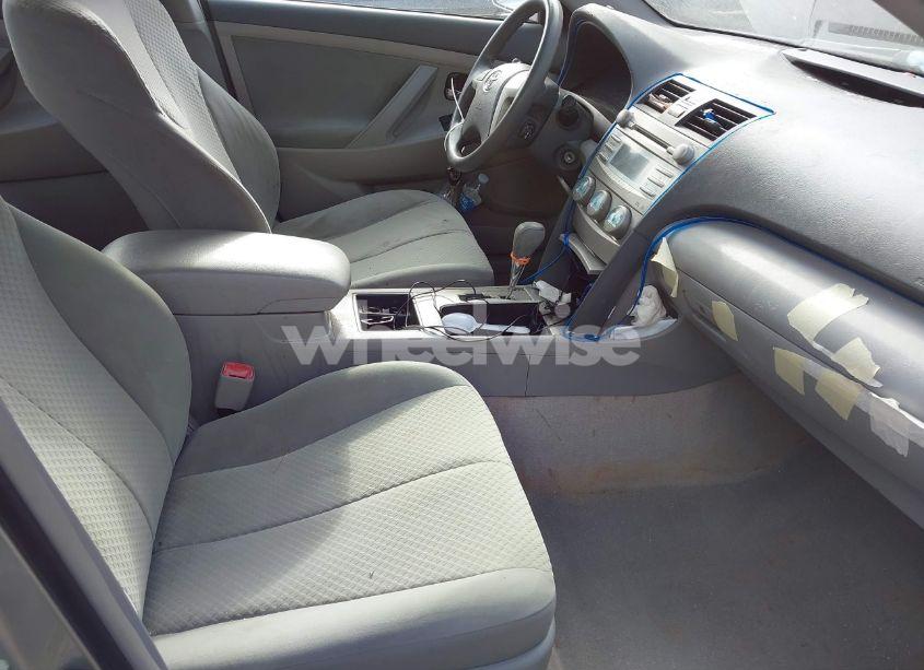 Photo 5 of 2009 Toyota Camry LE (VIN 4T1BE46K99U393511)