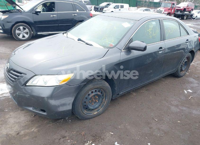 Photo 2 of 2009 Toyota Camry LE (VIN 4T1BE46K99U402031)