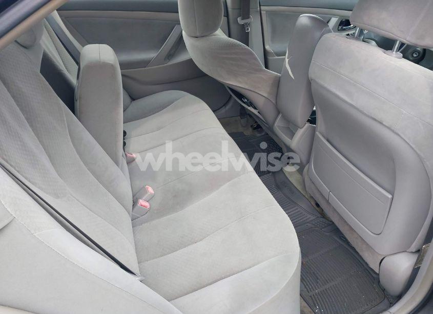 Photo 8 of 2009 Toyota Camry LE (VIN 4T1BE46K99U402031)