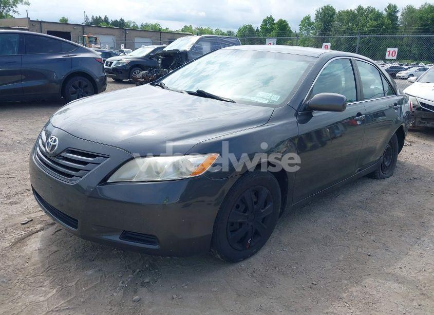 Photo 2 of 2009 Toyota Camry SE/LE/XLE (VIN 4T1BE46K99U414633)