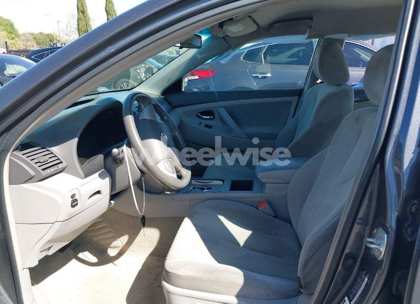 Photo 8 of 2009 Toyota Camry LE (VIN 4T1BE46K99U414860)