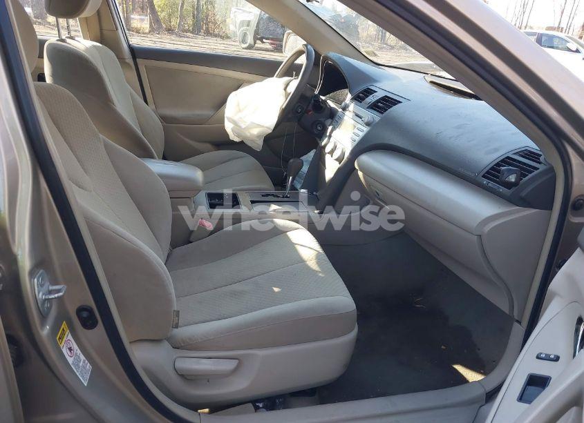 Photo 5 of 2009 Toyota Camry LE (VIN 4T1BE46K99U796274)