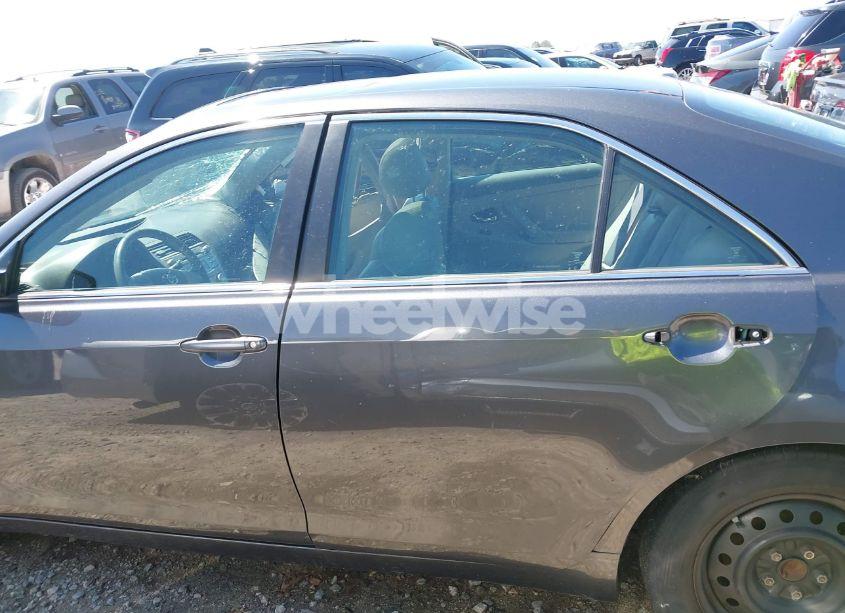 Photo 14 of 2009 Toyota Camry LE (VIN 4T1BE46K99U868445)