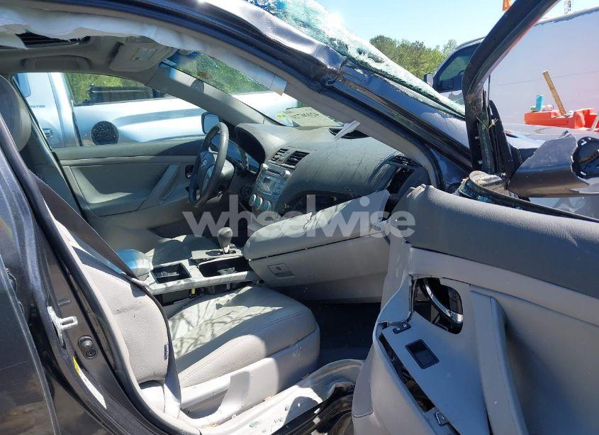 Photo 5 of 2009 Toyota Camry LE (VIN 4T1BE46K99U868445)