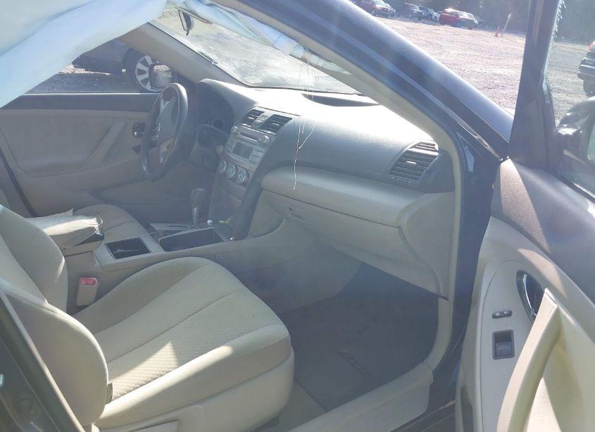 Photo 5 of 2009 Toyota Camry (VIN 4T1BE46K99U871331)