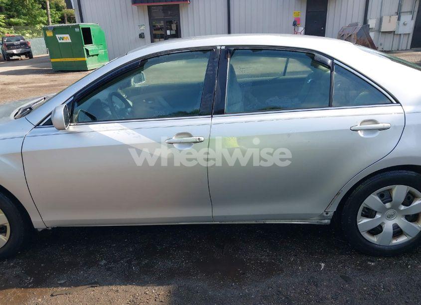 Photo 15 of 2009 Toyota Camry LE (VIN 4T1BE46K99U905784)
