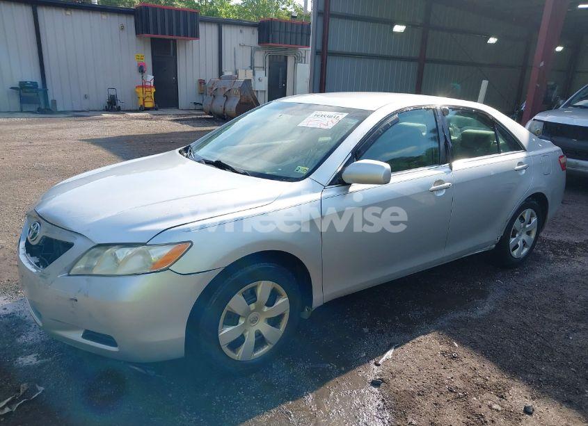 Photo 2 of 2009 Toyota Camry LE (VIN 4T1BE46K99U905784)