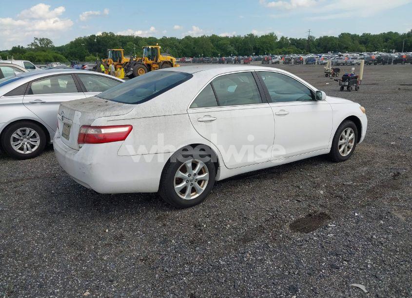 Photo 4 of 2009 Toyota Camry LE (VIN 4T1BE46K99U912525)