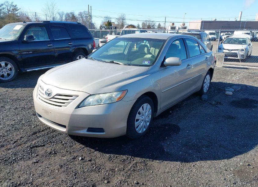 Photo 2 of 2009 Toyota Camry LE (VIN 4T1BE46K99U915456)