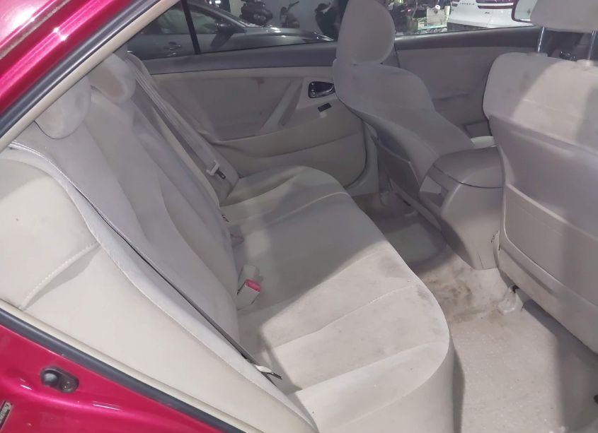 Photo 8 of 2007 Toyota Camry LE (VIN 4T1BE46KX7U006736)