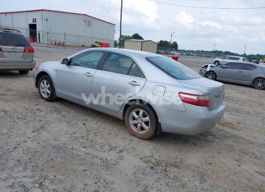 Photo 3 of 2007 Toyota Camry LE (VIN 4T1BE46KX7U025190)