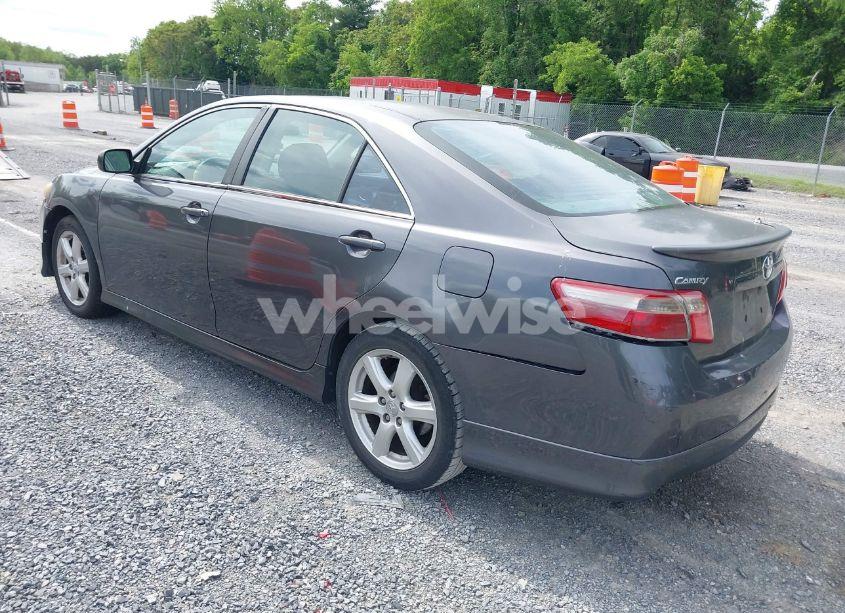 Photo 3 of 2007 Toyota Camry SE (VIN 4T1BE46KX7U028266)