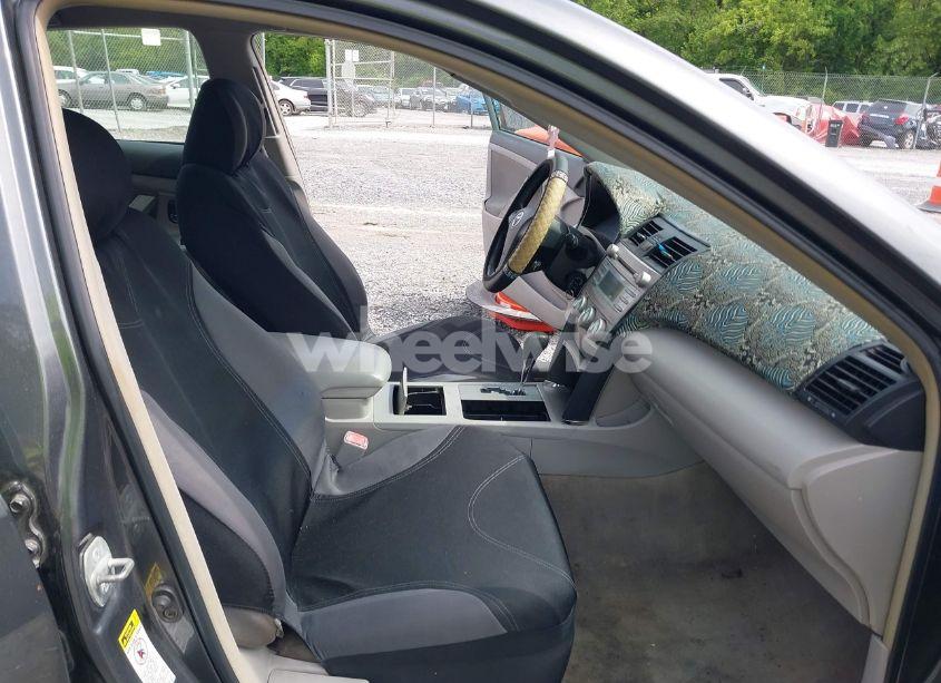 Photo 5 of 2007 Toyota Camry SE (VIN 4T1BE46KX7U028266)