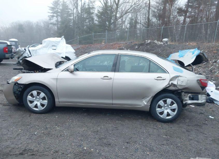 Photo 14 of 2007 Toyota Camry LE (VIN 4T1BE46KX7U035542)
