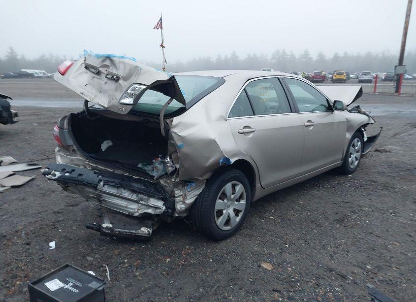 Photo 4 of 2007 Toyota Camry LE (VIN 4T1BE46KX7U035542)