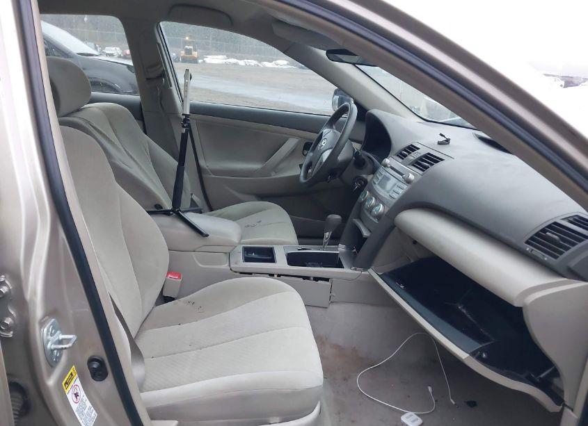 Photo 5 of 2007 Toyota Camry LE (VIN 4T1BE46KX7U035542)